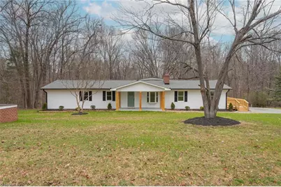 1528 Idlewild Avenue, Burlington, NC 27217 - Photo 2