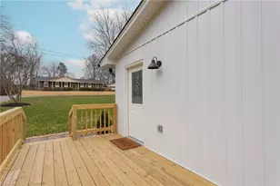 1528 Idlewild Ave, Burlington, NC 27217 - Photo 6