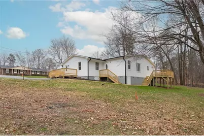 1528 Idlewild Avenue, Burlington, NC 27217 - Photo 8