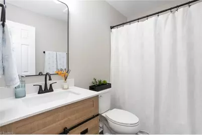 1528 Idlewild Avenue, Burlington, NC 27217 - Photo 34