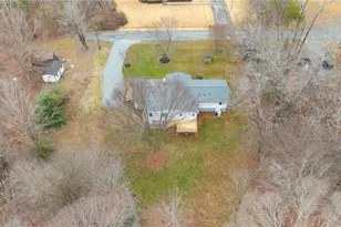 1528 Idlewild Ave, Burlington, NC 27217 - Photo 16