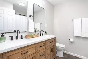 1528 Idlewild Ave, Burlington, NC 27217 - Photo 38