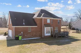 8596 Oak Meadows Dr, Kernersville, NC 27284 - Photo 34