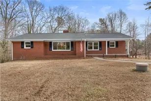 5920 Loop Rd, Clemmons, NC 27012 - Photo 2
