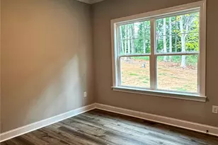 605 Kendall St, Eden, NC 27288 - Photo 14