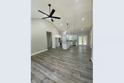 605 Kendall Street, Eden, NC 27288 - Photo 6