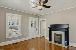 634 Brent St, Winston-Salem, NC 27103 - Photo 6