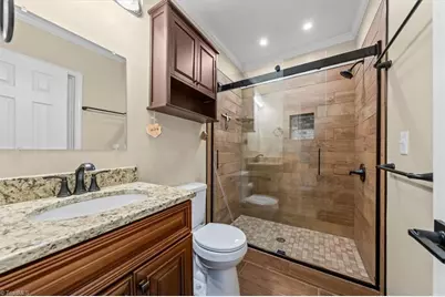 531 N Elm Street, Asheboro, NC 27203 - Photo 16