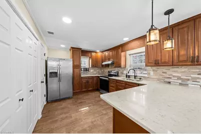 531 N Elm Street, Asheboro, NC 27203 - Photo 10