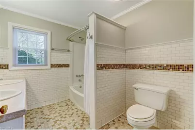 805 Claymore Court, Reidsville, NC 27320 - Photo 32