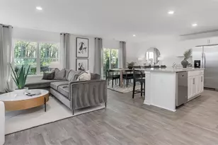 1539 Hamilton Hills Dr, Greensboro, NC 27406 - Photo 2