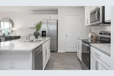 1539 Hamilton Hills Drive, Greensboro, NC 27406 - Photo 8