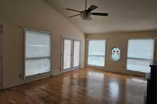 930 Walker St, Reidsville, NC 27320 - Photo 8