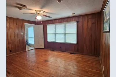 930 Walker Street, Reidsville, NC 27320 - Photo 14