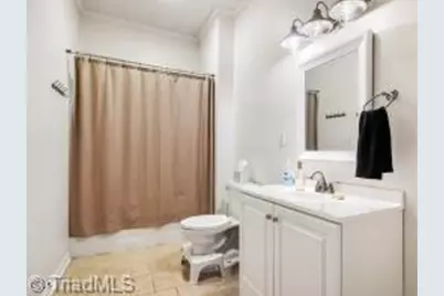 407 Oak Street, Graham, NC 27253 - Photo 22