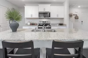 1543 Hamilton Hills Dr, Greensboro, NC 27406 - Photo 10