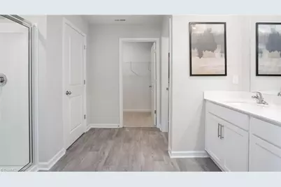 1543 Hamilton Hills Drive, Greensboro, NC 27406 - Photo 20