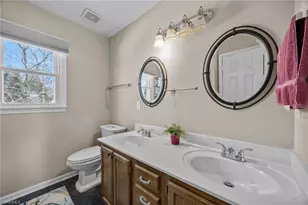 4202 Broadacres Dr, Greensboro, NC 27407 - Photo 18