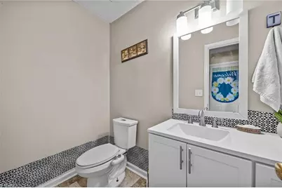 4202 Broadacres Drive, Greensboro, NC 27407 - Photo 10