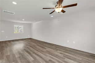 3917 Arcola Wy, Greensboro, NC 27405 - Photo 6