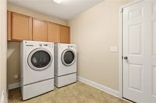 4055 St Johns St, High Point, NC 27265 - Photo 28