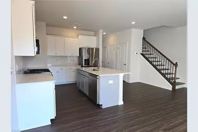 1852 Pheasant Trace Circle, Kernersville, NC 27284 - Photo 2