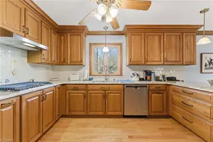 812 Wood Dale Dr, Kernersville, NC 27284 - Photo 4