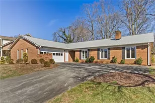 812 Wood Dale Dr, Kernersville, NC 27284 - Photo 1