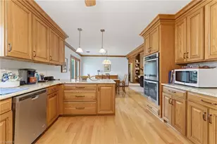 812 Wood Dale Dr, Kernersville, NC 27284 - Photo 6