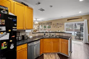 4236 Laurel Ridge Cir, Winston-Salem, NC 27107 - Photo 20