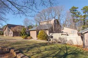 1884 Stonewood Dr, Winston-Salem, NC 27103 - Photo 2