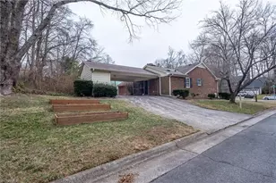 3504 Redington Dr, Greensboro, NC 27410 - Photo 4