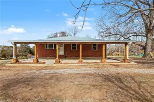 3216 Flat Swamp Rd, Denton, NC 27239 - Photo 4