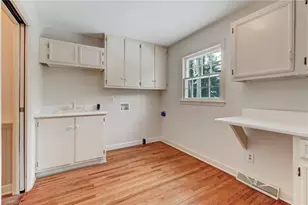 1010 Canonero Dr, Greensboro, NC 27410 - Photo 22