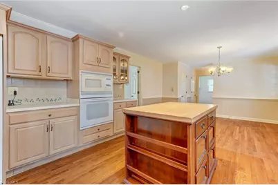 1010 Canonero Drive, Greensboro, NC 27410 - Photo 18