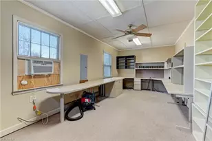 1010 Canonero Dr, Greensboro, NC 27410 - Photo 46