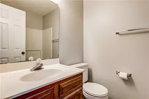 5934 Friendly Ave, Greensboro, NC 27410 - Photo 20