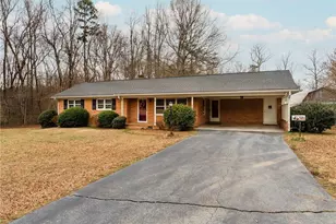 576 N Nc Hwy 87, Burlington, NC 27217 - Photo 2