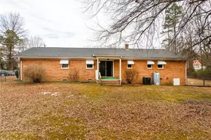 576 N Nc Hwy 87, Burlington, NC 27217 - Photo 30