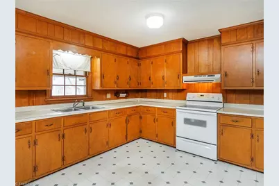 576 N Nc Highway 87, Burlington, NC 27217 - Photo 8