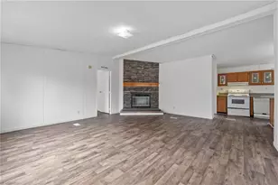 509 N Foster St, Liberty, NC 27298 - Photo 4