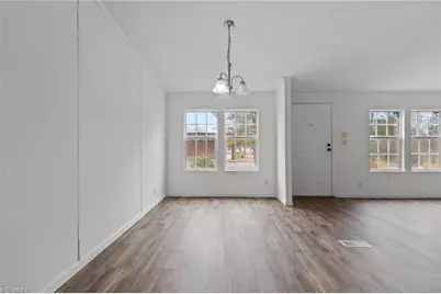 509 N Foster Street, Liberty, NC 27298 - Photo 10