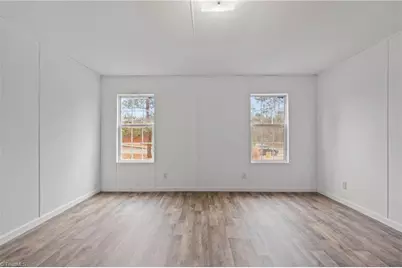 509 N Foster Street, Liberty, NC 27298 - Photo 26