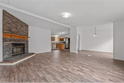 509 N Foster Street, Liberty, NC 27298 - Photo 8