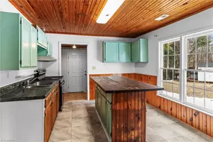 600 Hendrix St, High Point, NC 27260 - Photo 8