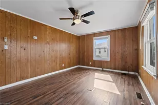 312 Pickett Cir, Liberty, NC 27298 - Photo 6