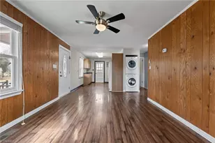 312 Pickett Cir, Liberty, NC 27298 - Photo 10