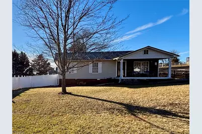 144 Strawberry Lane, Mount Airy, NC 27030 - Photo 28