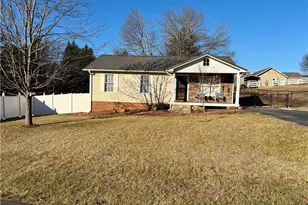 144 Strawberry Ln, Mount Airy, NC 27030 - Photo 2