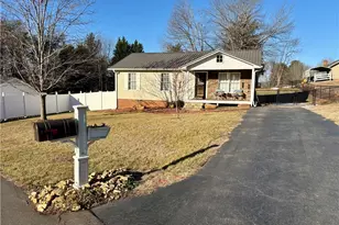 144 Strawberry Ln, Mount Airy, NC 27030 - Photo 30